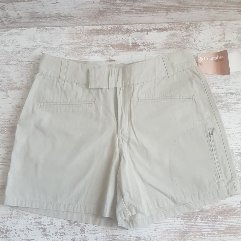 Columbia Tan Chino Hiking Shorts